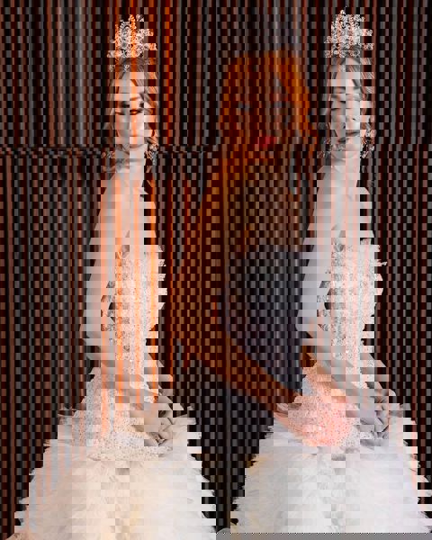 Swanfashion | Model 7