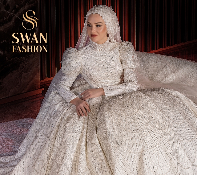 Swanfashion | Model 3